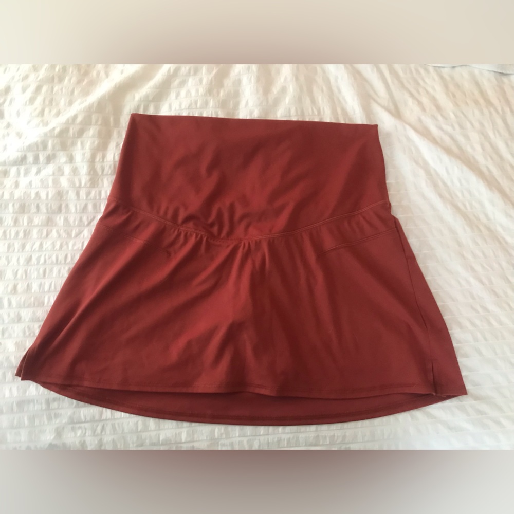 Extra high-rise maternity skort